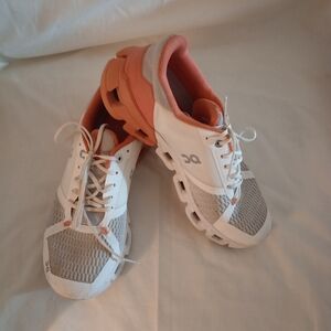 Women's On Cloudflyer Running Cloudtec Sneakers